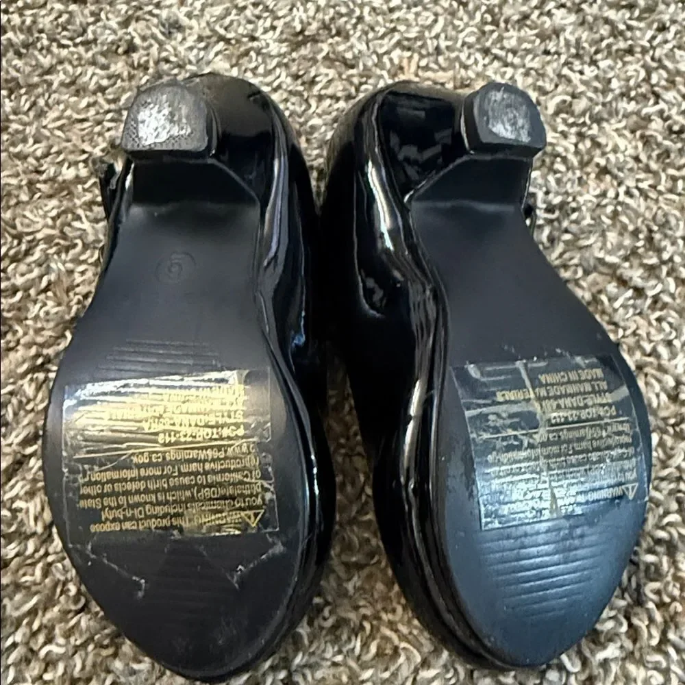 Shiny Black Toddler Dress Shoes with Rhinestone Strap
